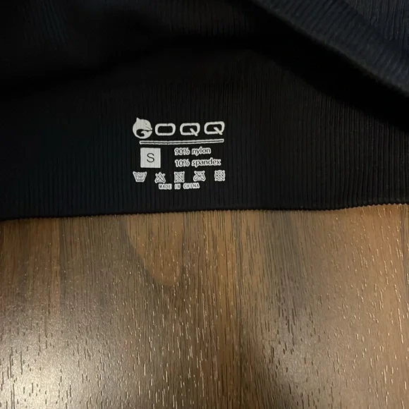 Amazon Women's Ribbed Tank Tops 3 pack - Picture 3 of 5